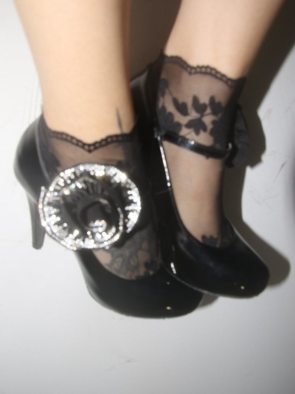 Black Patent Mary Jane High Heels. - Picture 2 of 4